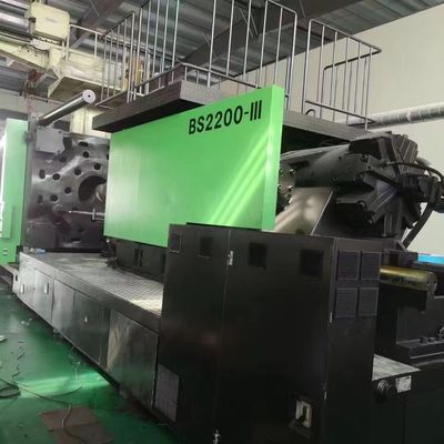 Macchina di plastica da tavolino utilizzata dello stampaggio ad iniezione della macchina di formatura del paraurti dell'automobile 2200ton