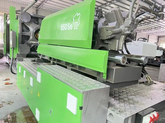 la macchina di formatura del paraurti dell'automobile 800ton ha usato i ricambi auto di plastica che fanno la macchina